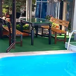 Ξενοδοχείο Family Yagoda88 3*